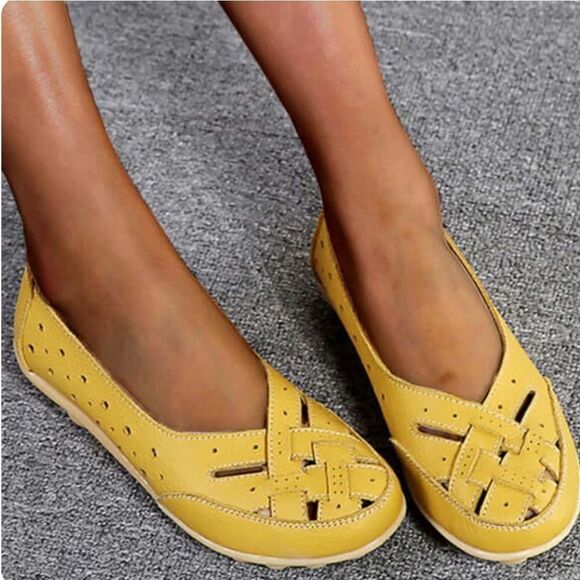 BRAND NEW EASY SPIRIT ROUND TOE SLIP-ON WOMEN"S LEATHER UPPER SHOES - Picture 1 of 16